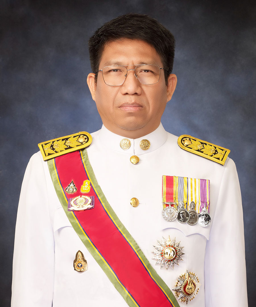 ว่าที่ร้อยตรี สมศักดิ์ พรหมดำ
